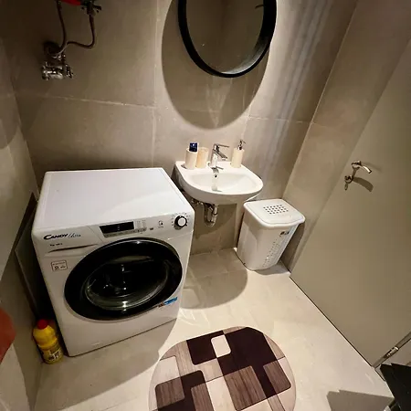Stylish New In The Center Of Ioulida, Kea *